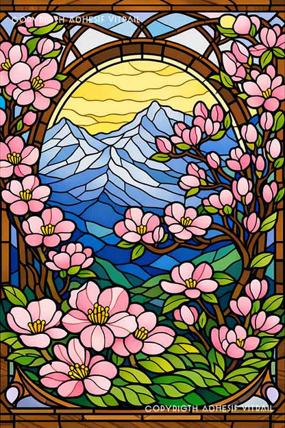 Film adhésif décoratif autocollant d’inspiration vitrail représentant des fleurs roses encadrant un paysage de montagnes sous un soleil lumineux, style Art nouveau.